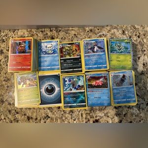 2000+ Pokemon Cards
